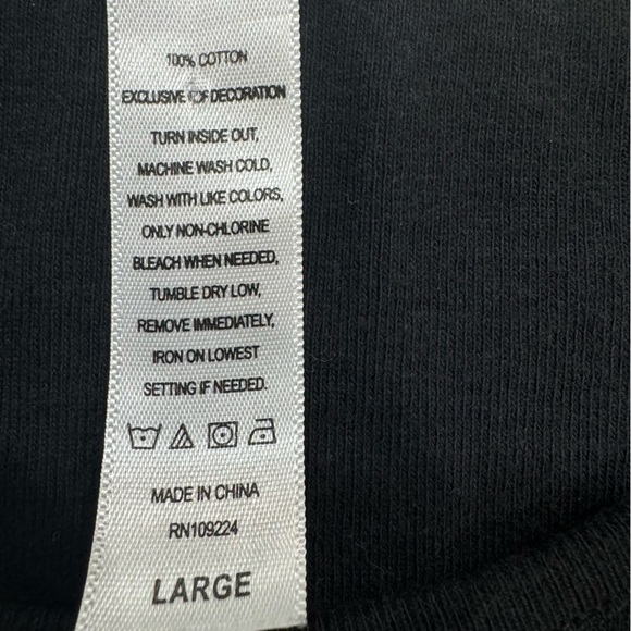 Embroidered Christmas Cats Large Black Long Sleeve Shirt - Picture 12 of 13